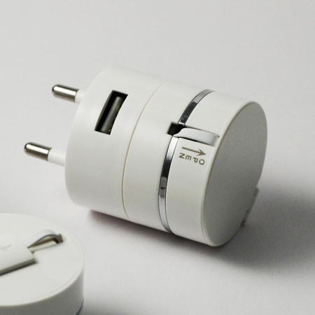 Soketli USB adaptörü