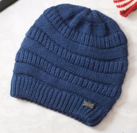 Женская шапочка Бини