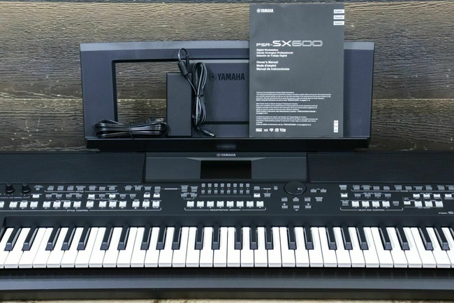 İş İstasyonu Piyano klavyesi