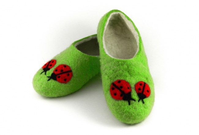 Домашние тапочки «Божьи коровки» (зеленые)
