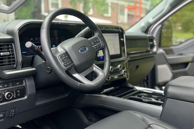 Used 2023 Ford F-450 Super Duty Lariat 4x4