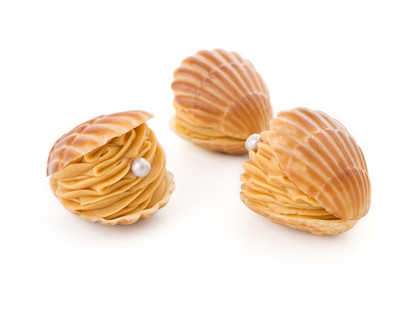 حلويات "قذائف"