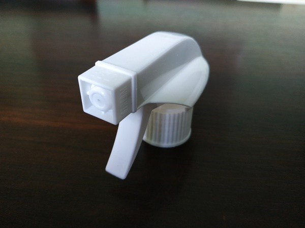 Триггер-распылитель