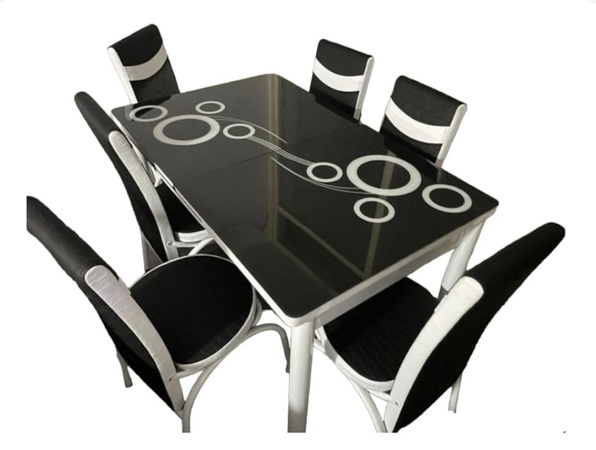 Обеденный стол и 6 стульев