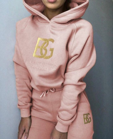 Спортивный костюм