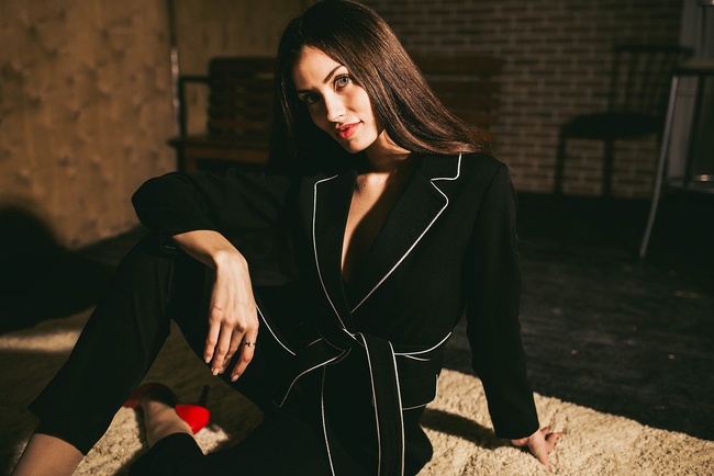 Костюм с кантом