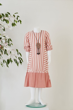 Платье в полоску с длинным рукавом