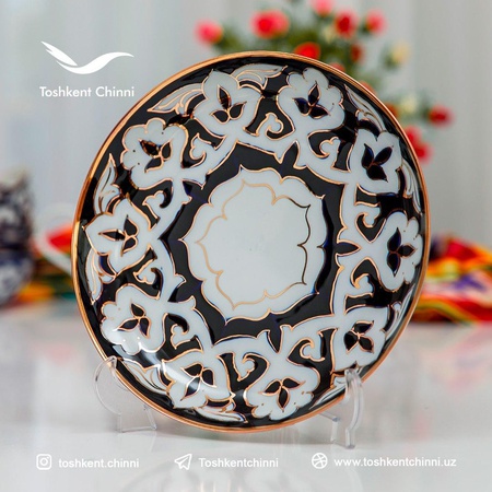 Фарфоровые изделия