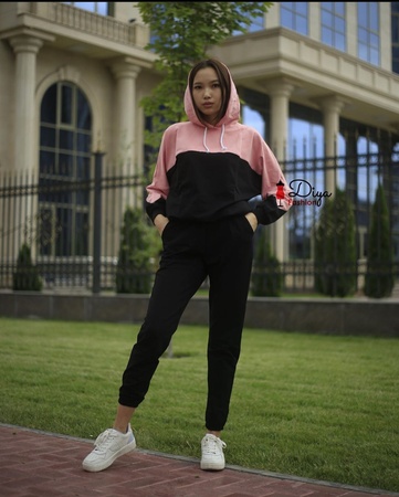 Женская спортивная одежда 42-48 р.