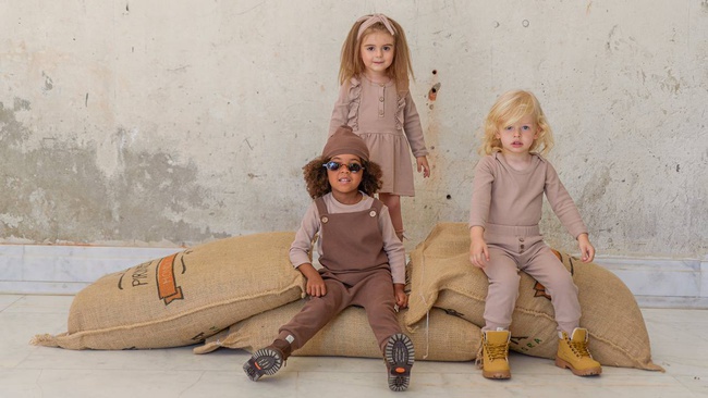 Kaliteli bebek salopet tulum