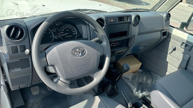 Used Toyota Land Cruiser Pickup 4x4