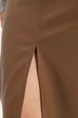 Кожаная юбка миди