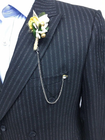 Мужские костюмы