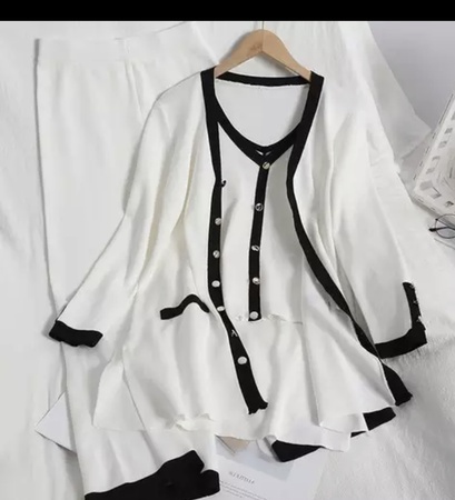 Dresses, sweaters, tunics, sweaters