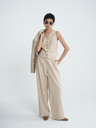 Деловой костюм-тройка П-117