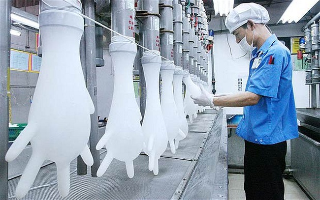 Медицинские смотровые перчатки