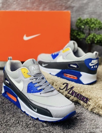 Мужские кроссовки