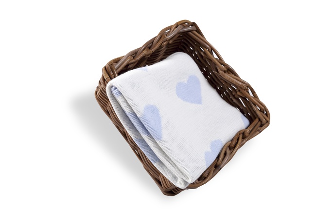 Детское одеяло с рисунком сердца