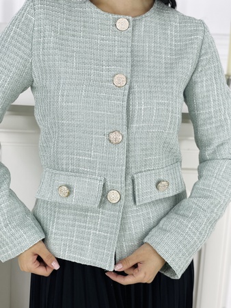 ikili. Tüvit takım elbise, pileli etek