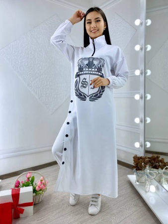 Качественная двойка платья с вырезом и штанами