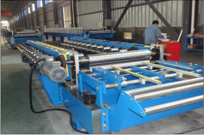 Sandviç Panel İmalat Ekipmanları (yeni tip) anahtar teslimi