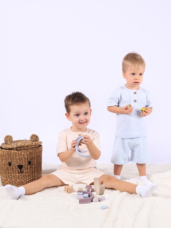 Takım (şort, tişört)