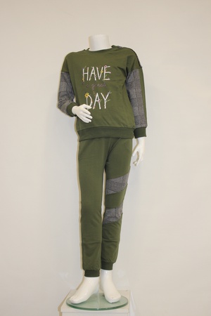 BİSİKLET YAKA EŞOFMAN TAKIM