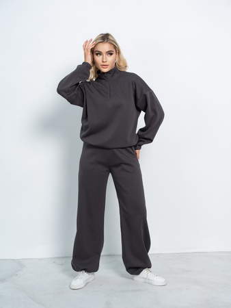 Спортивный костюм из высококачественной ткани лининг для женщин