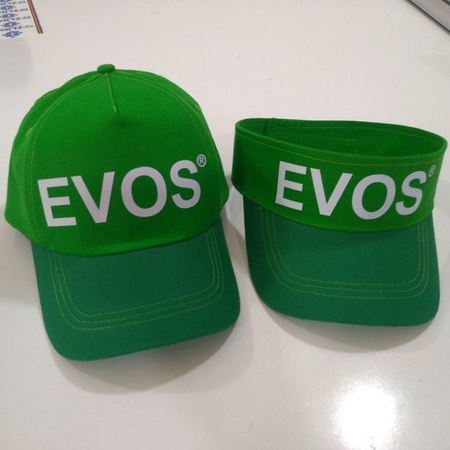 Кепка с логотипом