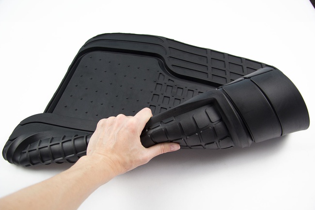 Kauçuk araba paspasları evrensel model UNI 3