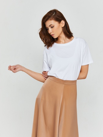 Женские лонгсливы, футболки, юбки