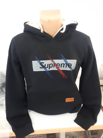 Мужские и женские футболки