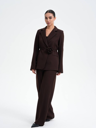 Костюм двубортный