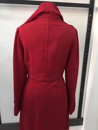 Сезонное Платье с гофрированным поясом и воротником