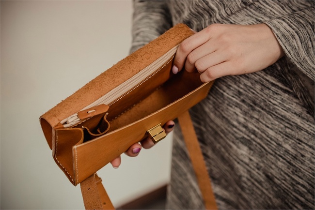 Сумочка - клатч