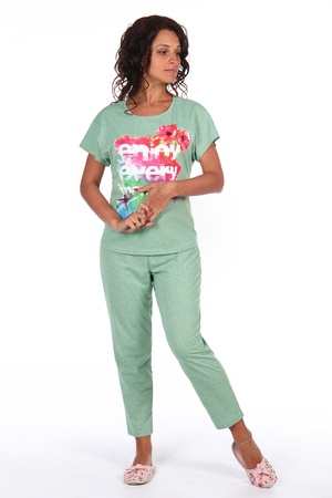 Женские костюмы весна-лето оптом