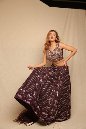 Женская этническая одежда