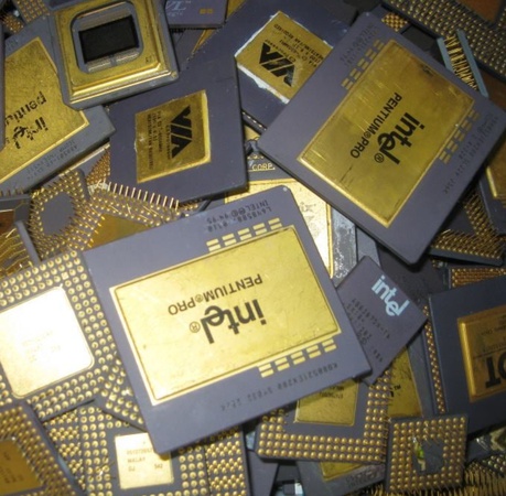 Брак керамического процессора Intel Pentium Pro Cpu