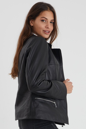 Leather jacket for women - Relaxed Fit