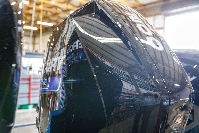 2024 Mercury SeaPro 200 HP 3.4L V6 Outboard engine