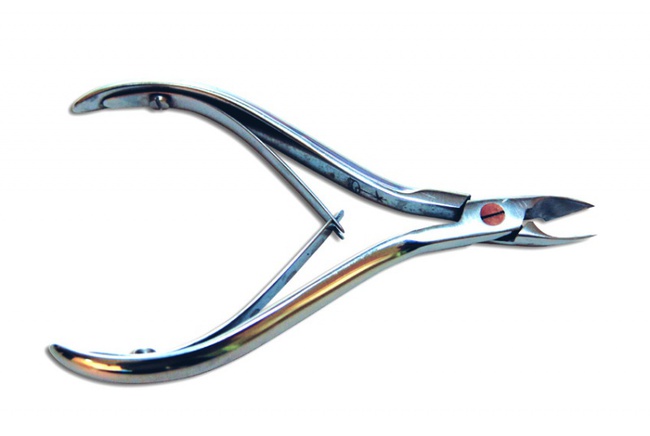 Щипцы для кутикулы Дорива угловые