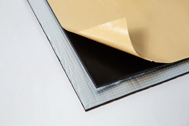 Arabalar için ses yalıtımı/ısı yalıtımı