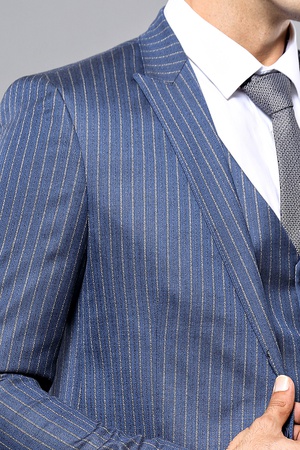 Классический костюм тройка в полоску темно-синего цыета  TK-62120-168-21