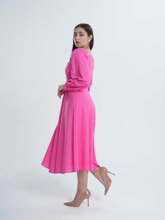 Kadınların elbisesi