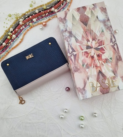 İtalya'dan kadın cüzdanları