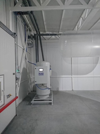 CO2 scrubber (carbon dioxide adsorber)