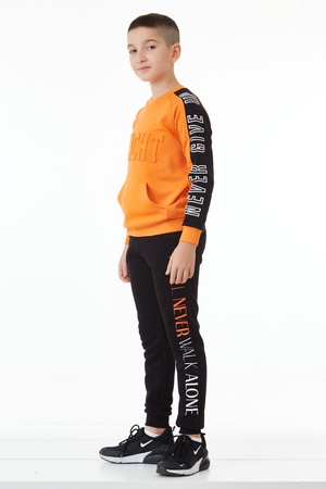 СПОРТИВНЫЙ КОСТЮМ С ПРИНТОМ