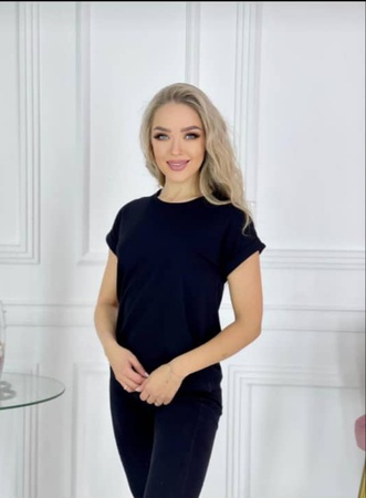 Футболки женские