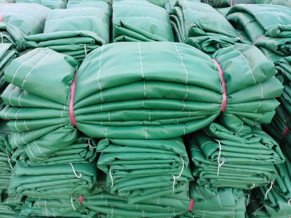 Three-Proof Canvas, PVC 630 g/m², Water-Fire-Mildew Resistant, 1.5-3 m Width, Truck Cover, Tent, Tarp, Roll/OEM