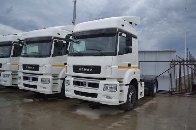 КамАЗ 5490 седельный тягач